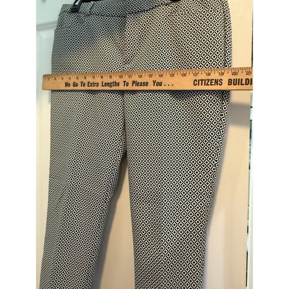 Banana Republic Sloan Fit Ankle Pants Women’s 12 Black White Geometric Print - Picture 6 of 8